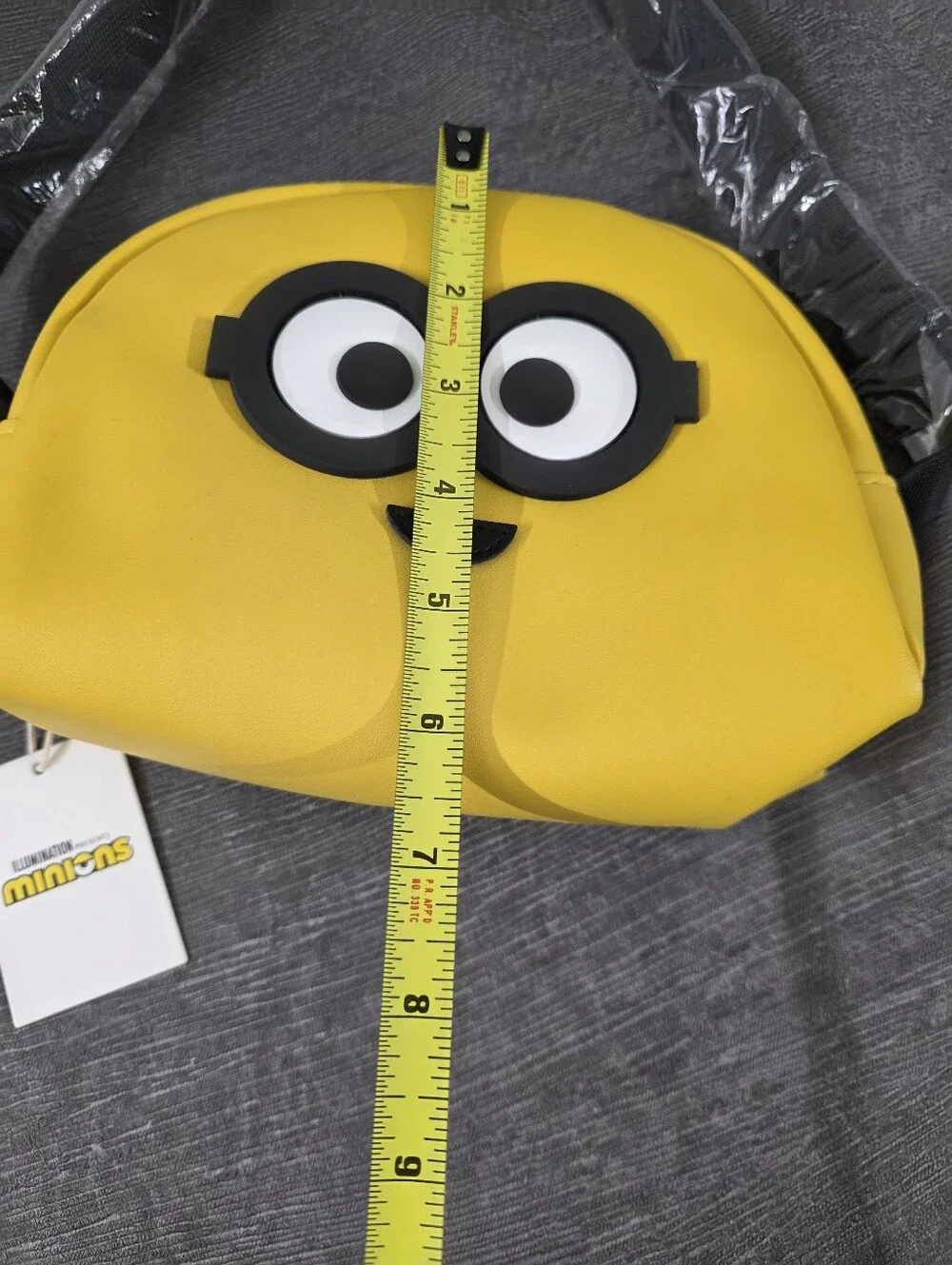 Miniso Minions Collection Half Moon Crossbody Bag(Yellow) NeW.